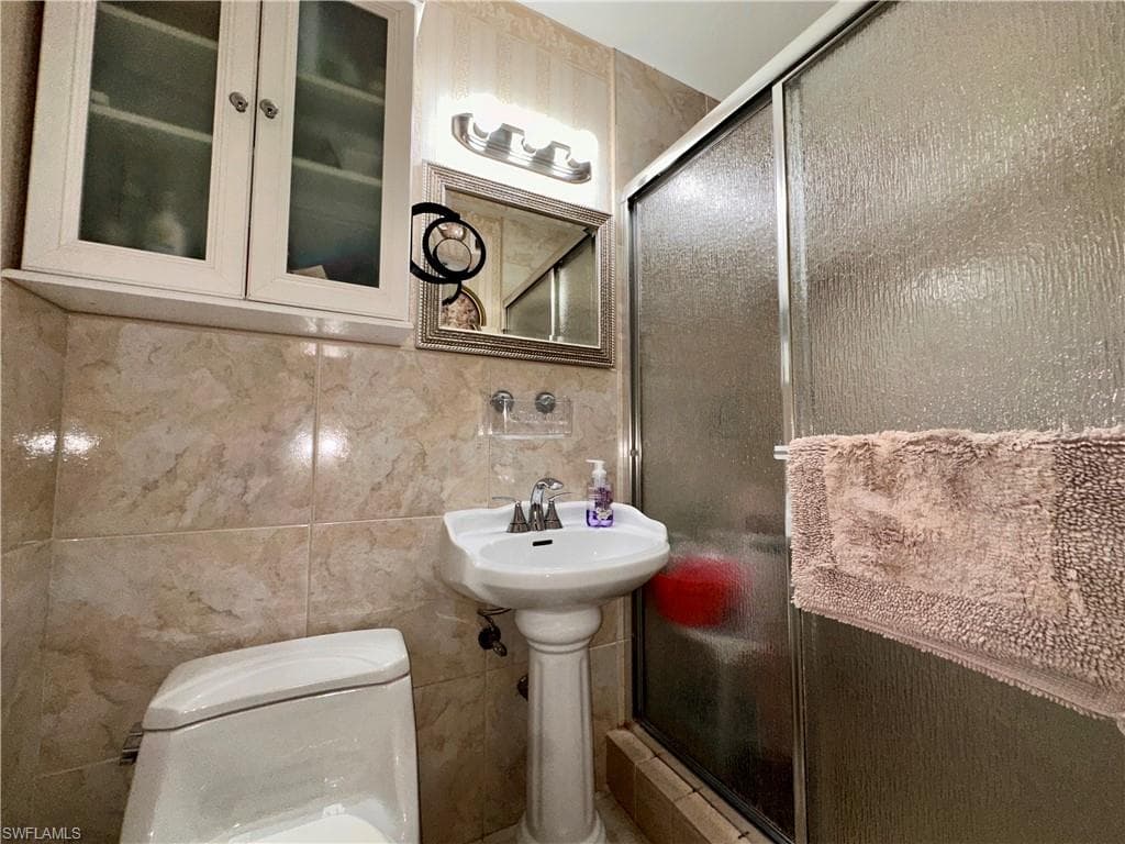 772 July CIR, NORTH FORT MYERS FL 33903-13