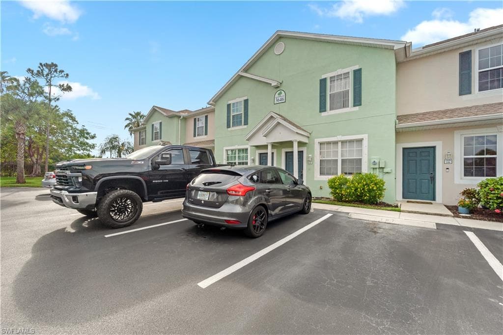 3646 Pine Oak CIR # 105, FORT MYERS FL 33916-18