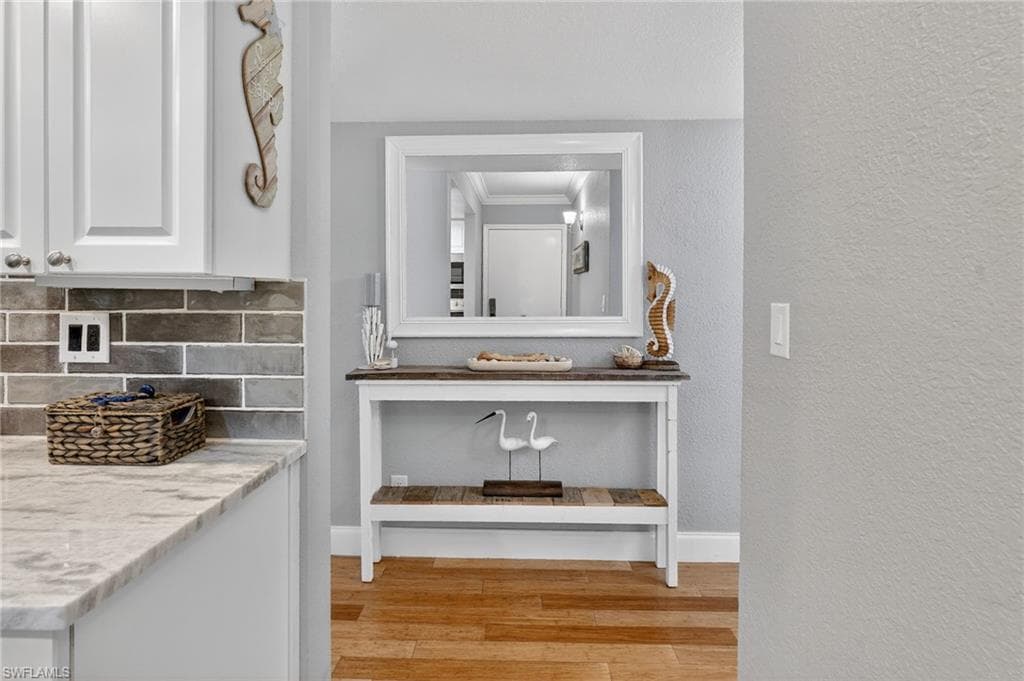 2366 E Mall DR # 215, FORT MYERS FL 33901-5