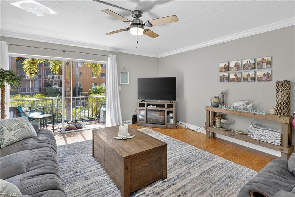 2366 E Mall DR # 215, FORT MYERS FL 33901-10