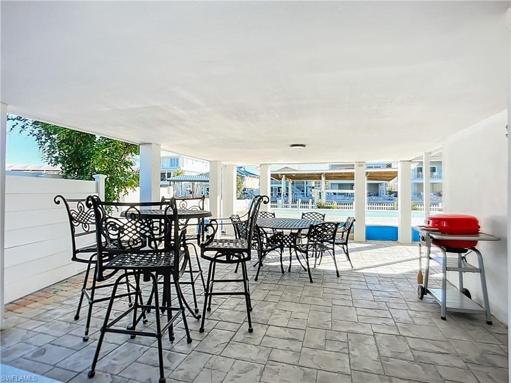 447 Palermo CIR, FORT MYERS BEACH FL 33931-46