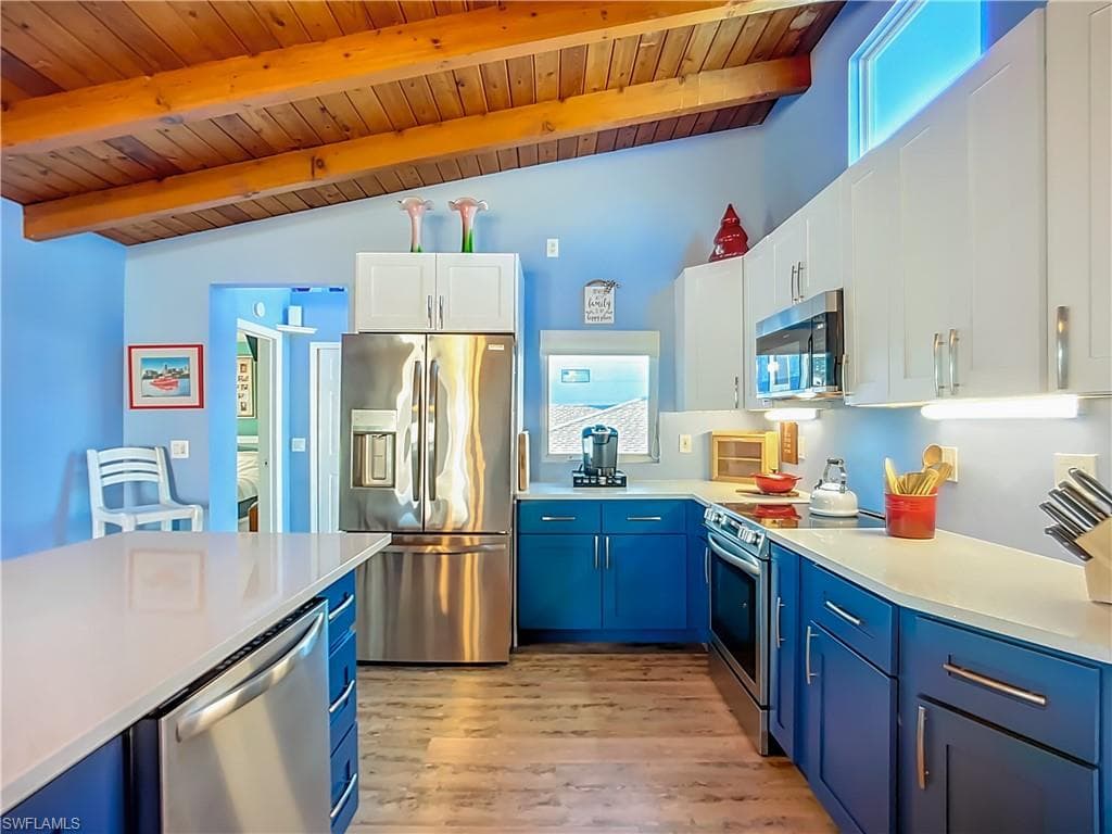 447 Palermo CIR, FORT MYERS BEACH FL 33931-9