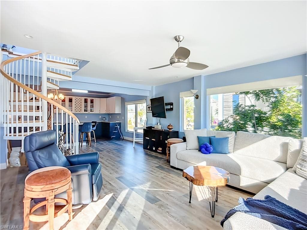 447 Palermo CIR, FORT MYERS BEACH FL 33931-18