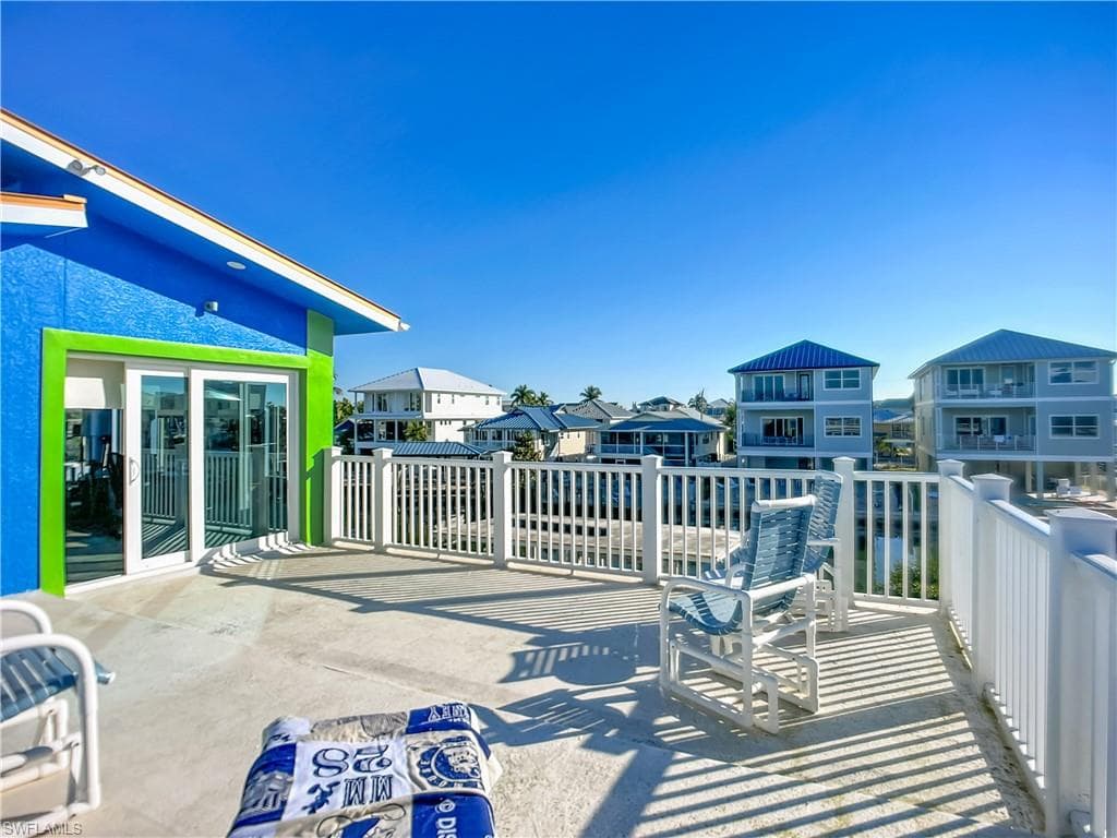 447 Palermo CIR, FORT MYERS BEACH FL 33931-39