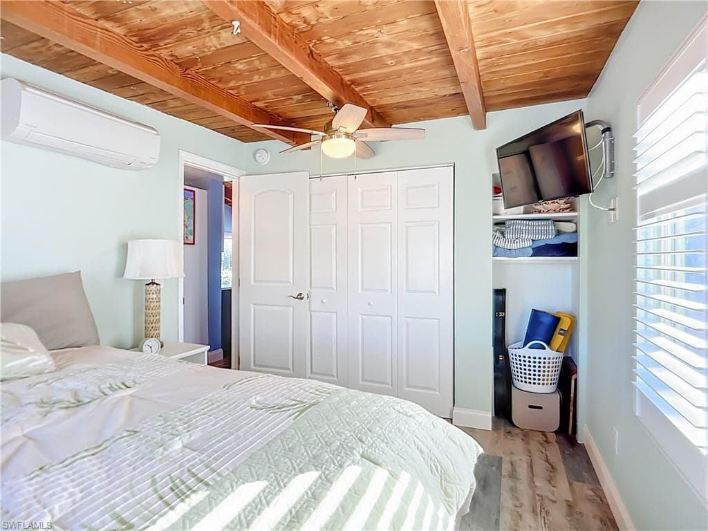 447 Palermo CIR, FORT MYERS BEACH FL 33931-20