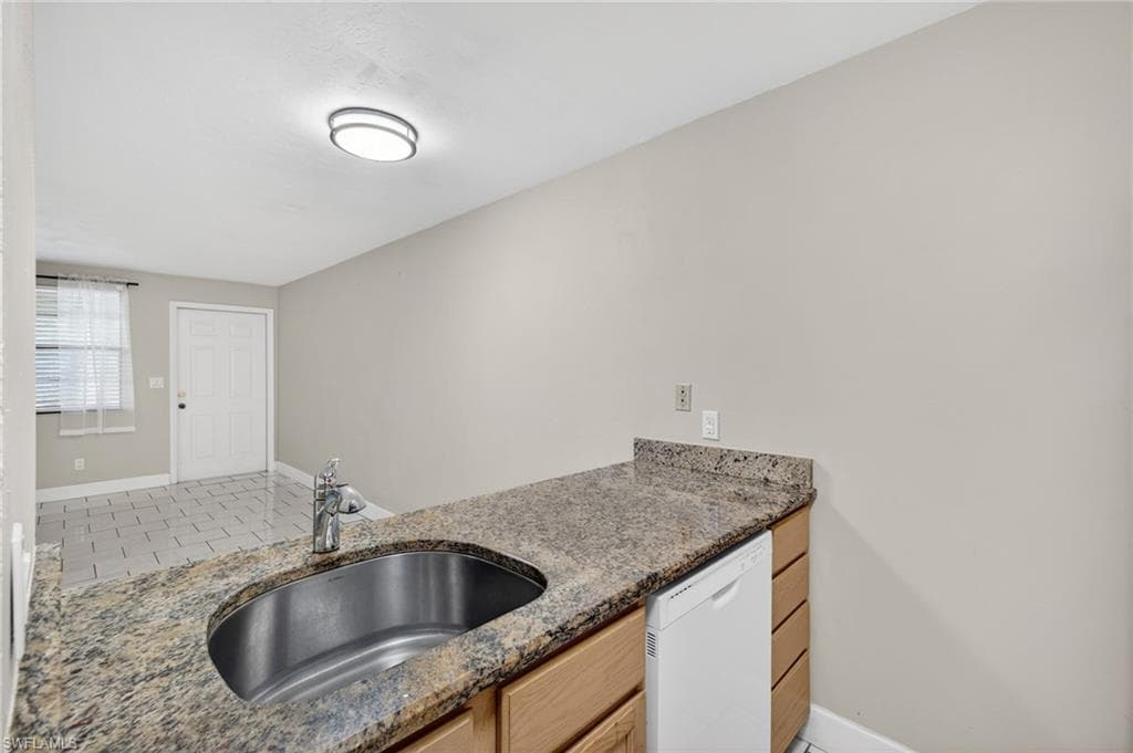 13134 Feather Sound DR # 401, FORT MYERS FL 33919-8