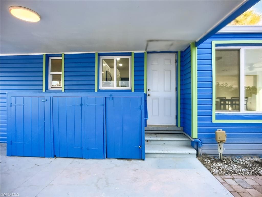 453 Palermo CIR, FORT MYERS BEACH FL 33931-6