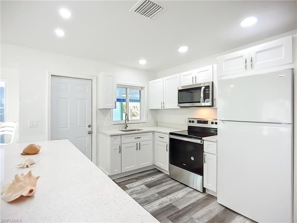 453 Palermo CIR, FORT MYERS BEACH FL 33931-10