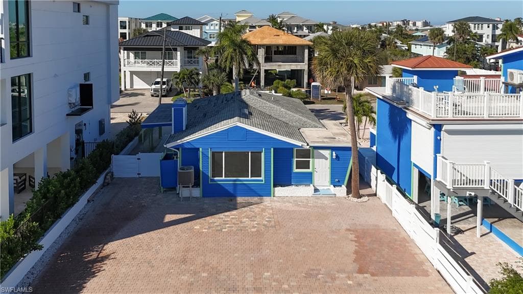 453 Palermo CIR, FORT MYERS BEACH FL 33931-30