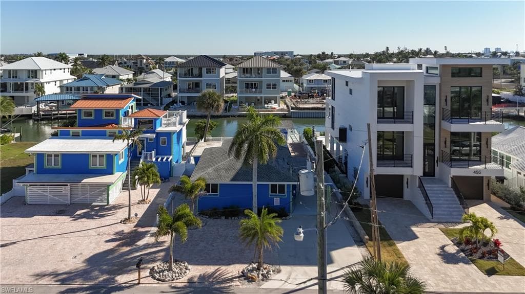 453 Palermo CIR, FORT MYERS BEACH FL 33931-3