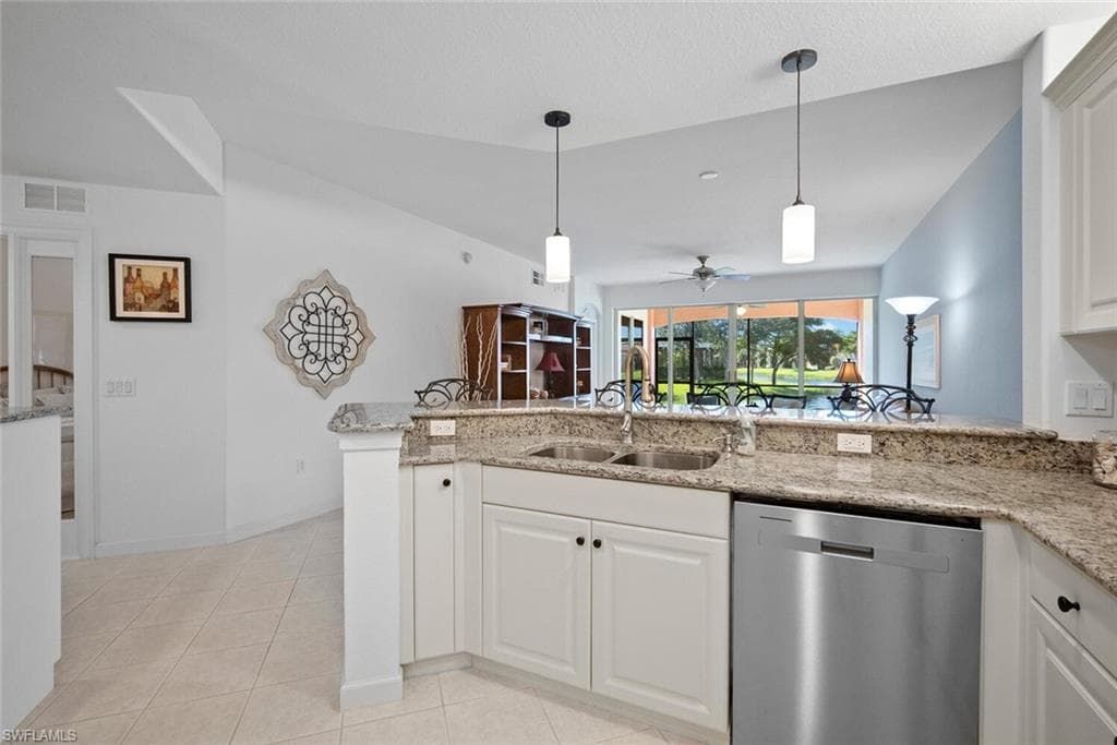 8565 Via Garibaldi CIR # 104, ESTERO FL 33928-12