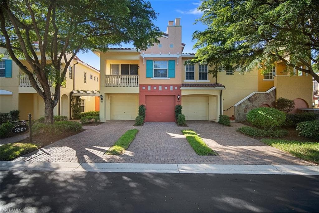 8565 Via Garibaldi CIR # 104, ESTERO FL 33928-44