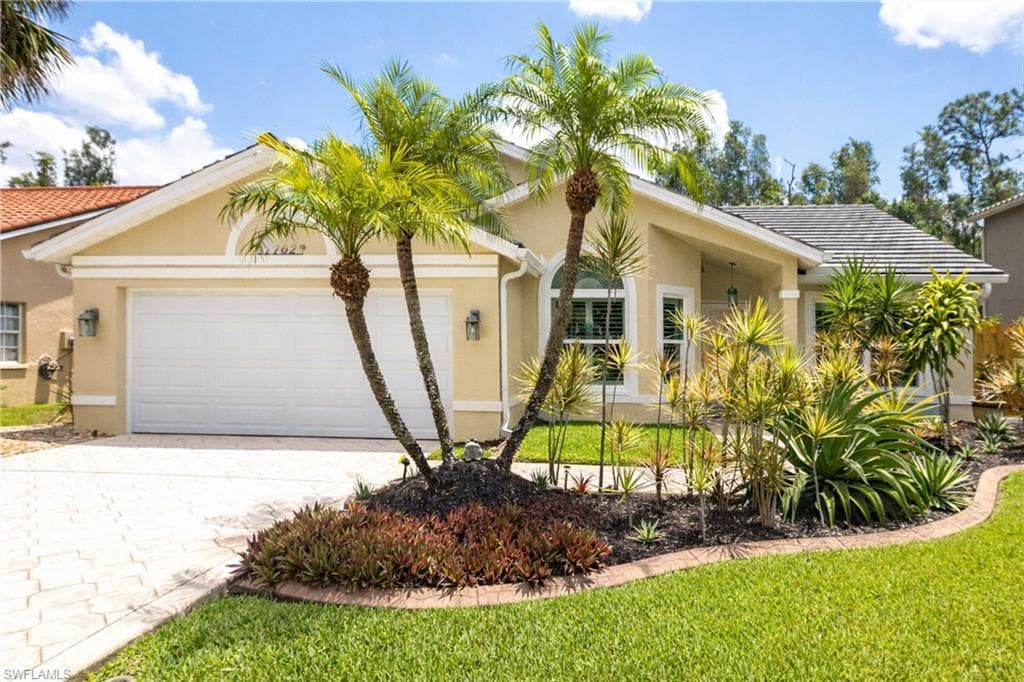 7762 Cameron CIR, FORT MYERS FL 33912-1
