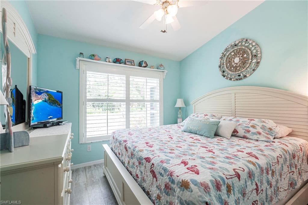 7762 Cameron CIR, FORT MYERS FL 33912-25