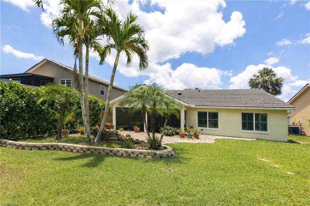 7762 Cameron CIR, FORT MYERS FL 33912-31