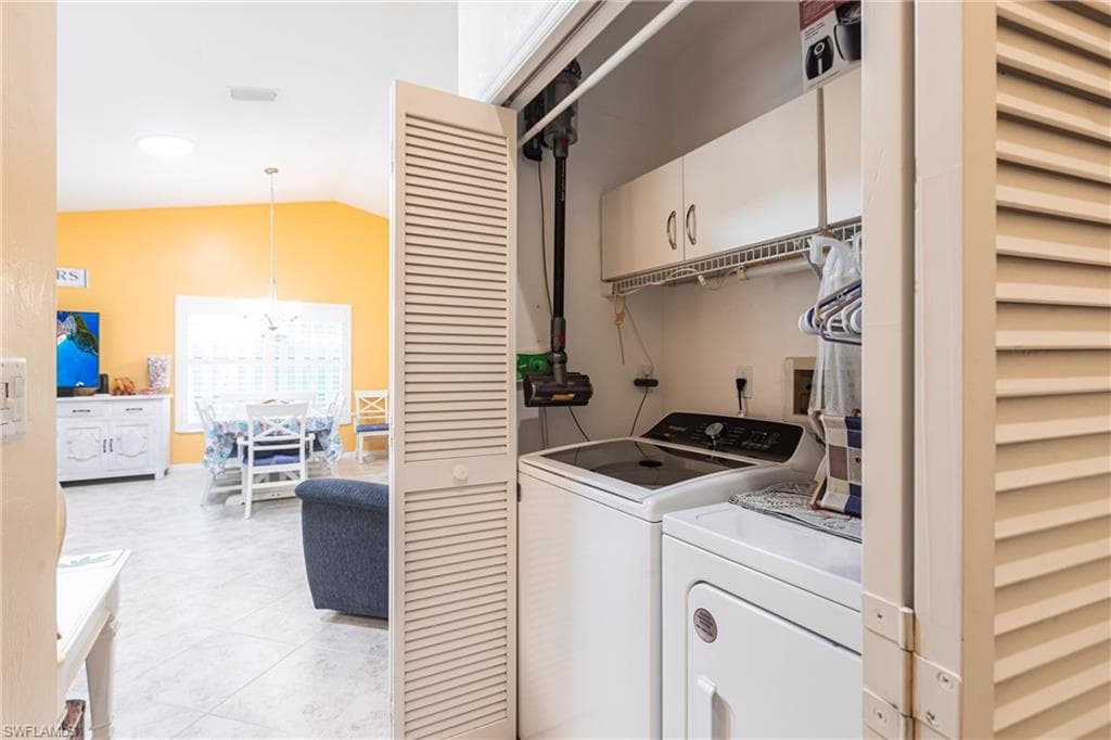 7762 Cameron CIR, FORT MYERS FL 33912-27