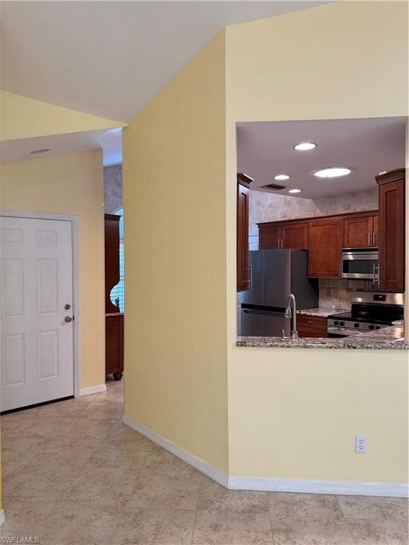 7762 Cameron CIR, FORT MYERS FL 33912-4