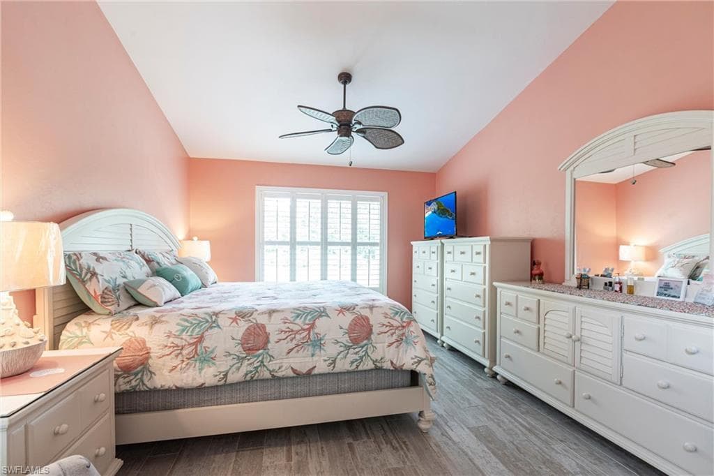 7762 Cameron CIR, FORT MYERS FL 33912-19