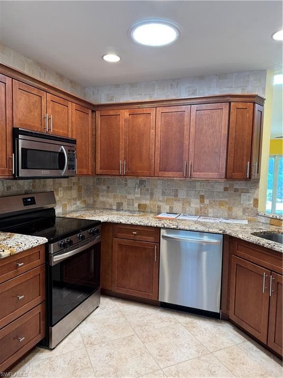 7762 Cameron CIR, FORT MYERS FL 33912-13