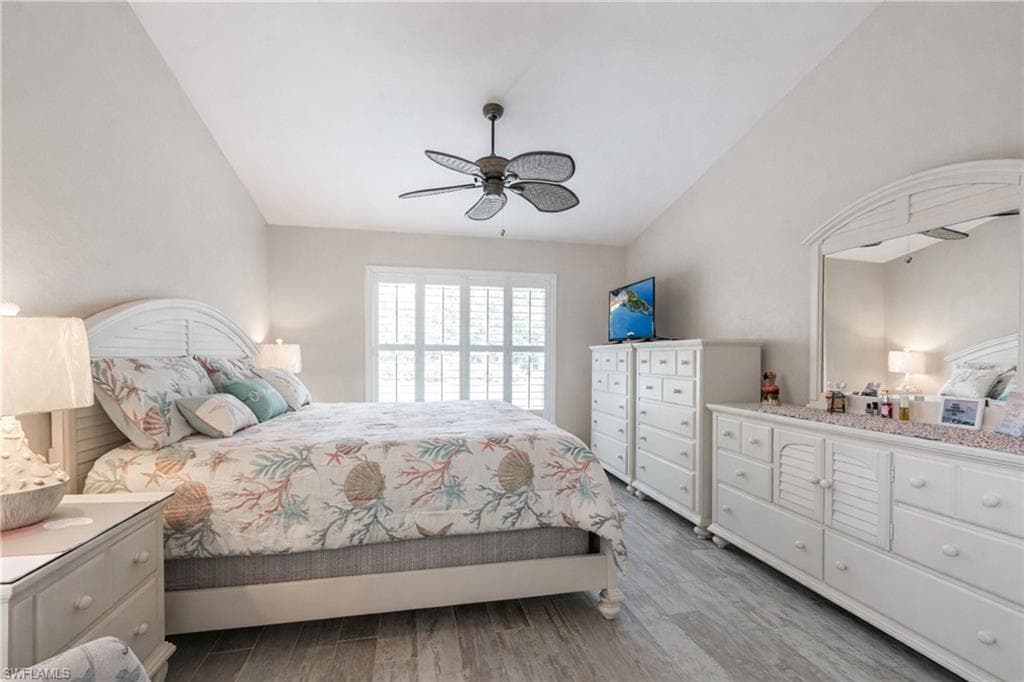 7762 Cameron CIR, FORT MYERS FL 33912-20