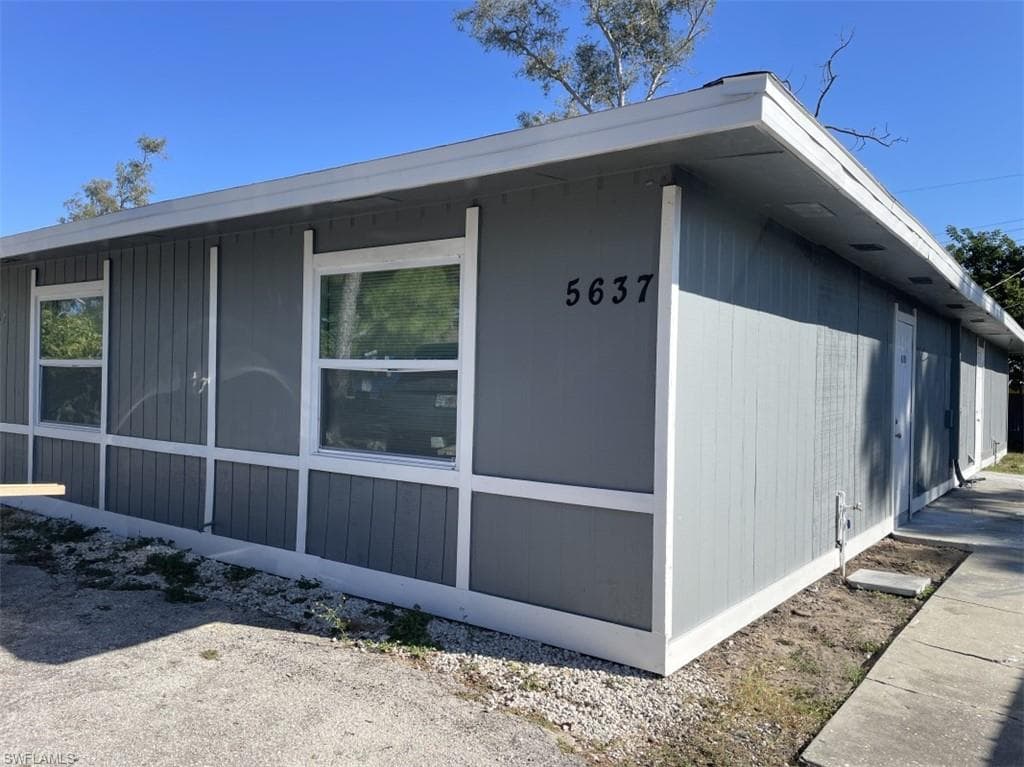 5637-5639 Fifth AVE, FORT MYERS FL 33907-1