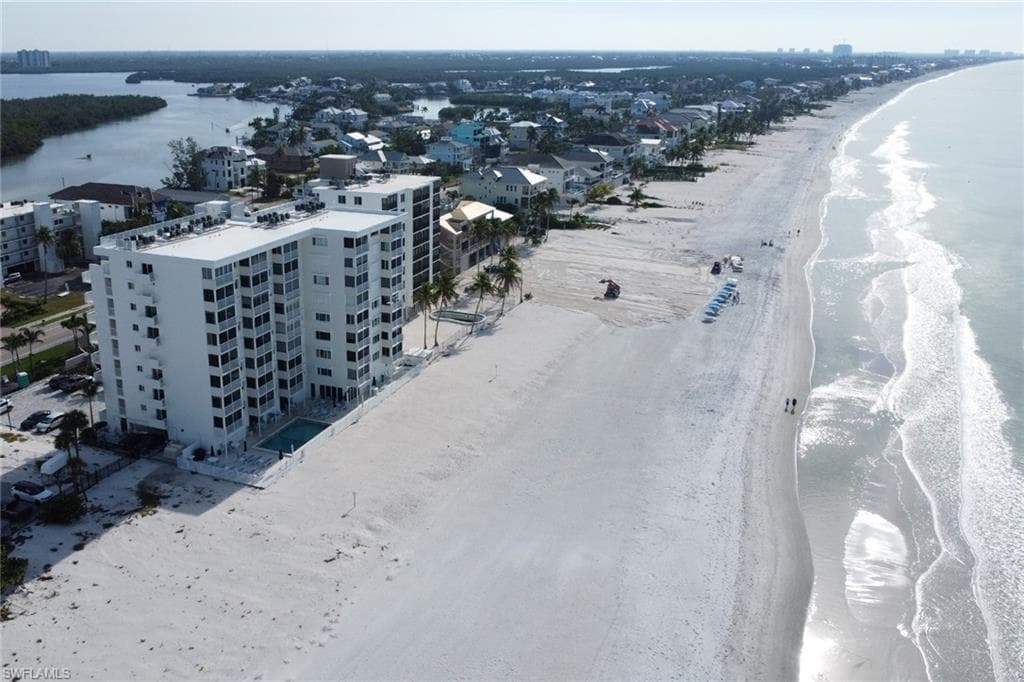 26340 Hickory BLVD # 302, BONITA SPRINGS FL 34134-13