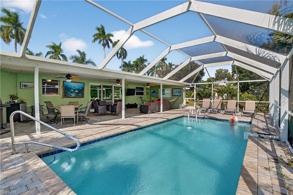 2741 McGregor BLVD, FORT MYERS FL 33901-29