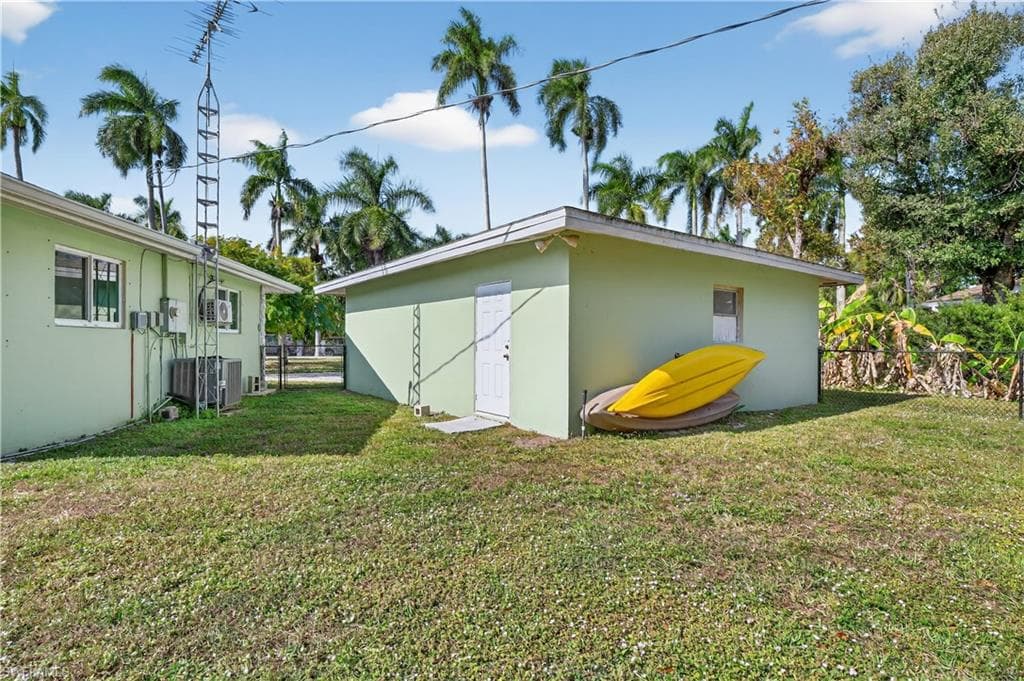 2741 McGregor BLVD, FORT MYERS FL 33901-40