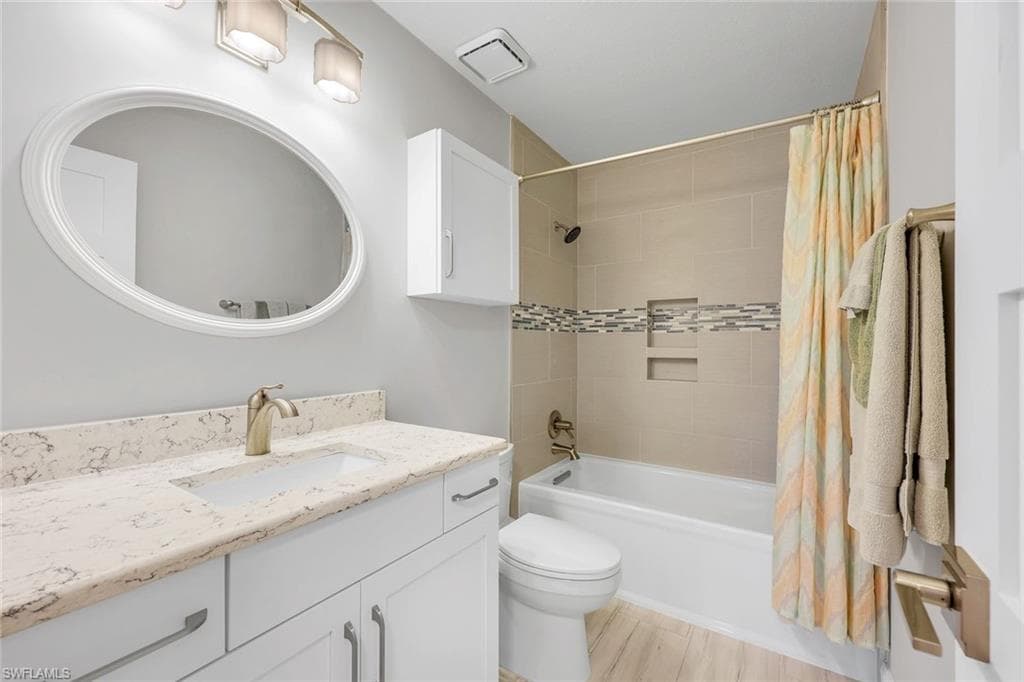 351 Emerald Bay CIR # R5, NAPLES FL 34110-16