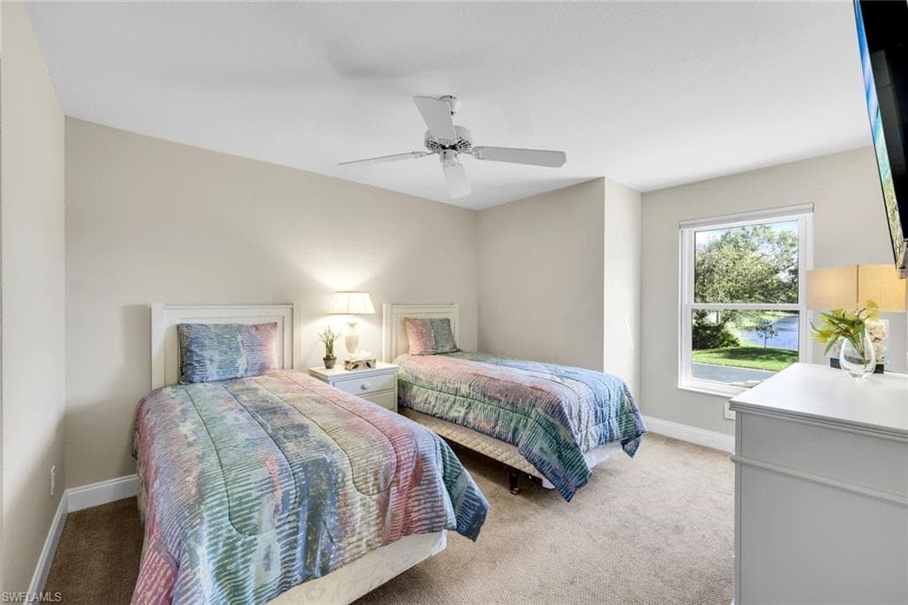 351 Emerald Bay CIR # R5, NAPLES FL 34110-15