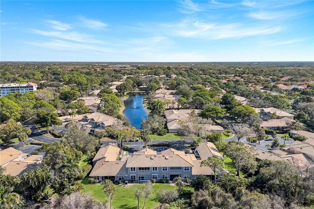 351 Emerald Bay CIR # R5, NAPLES FL 34110-23