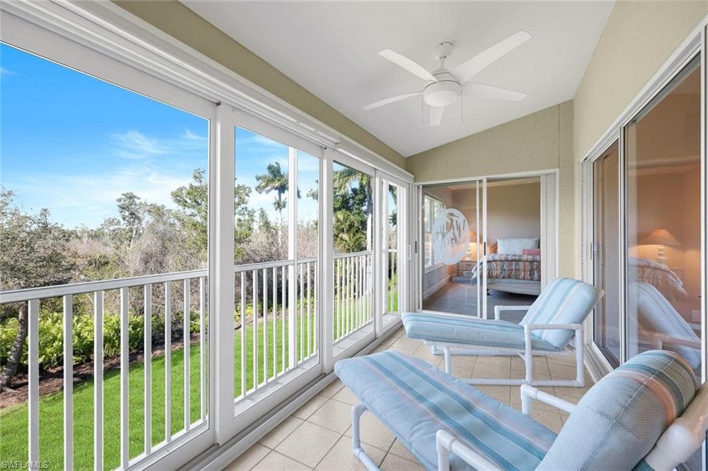 351 Emerald Bay CIR # R5, NAPLES FL 34110-18