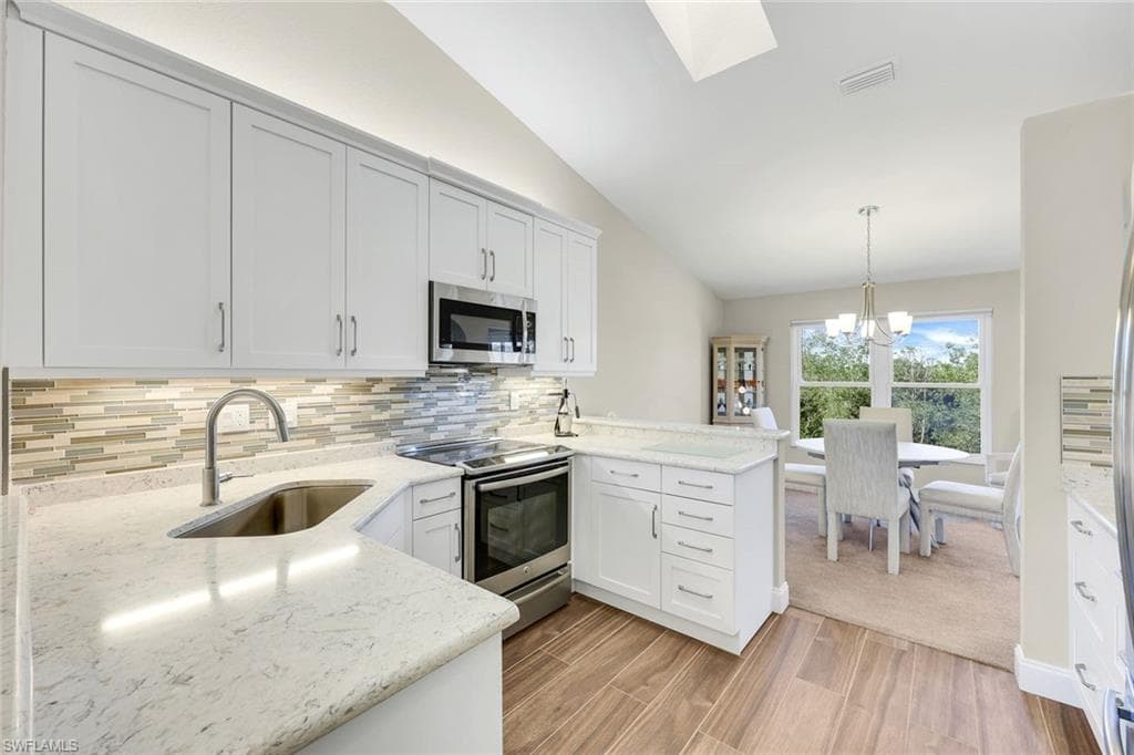 351 Emerald Bay CIR # R5, NAPLES FL 34110-7