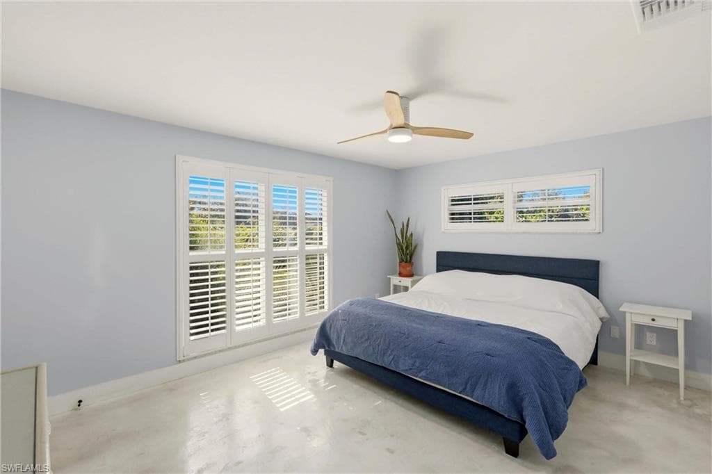 74 Aqua LN, NORTH FORT MYERS FL 33903-20