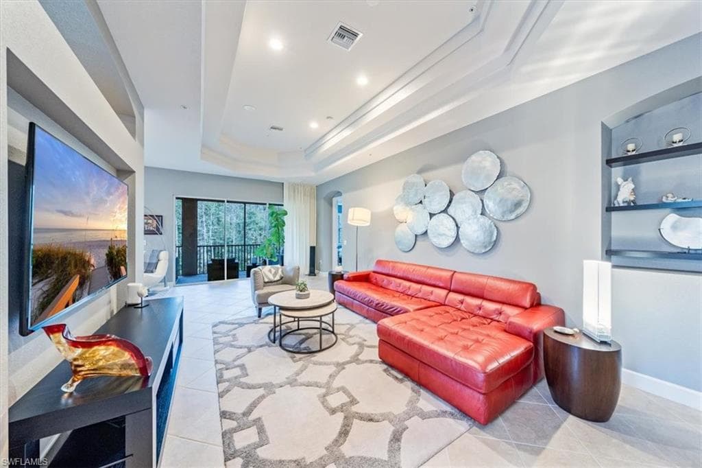 9528 Ironstone TER # 201, NAPLES FL 34120-6