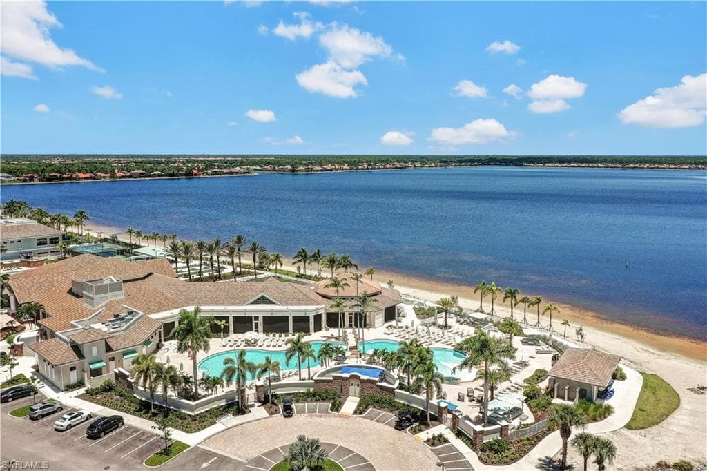 9528 Ironstone TER # 201, NAPLES FL 34120-30