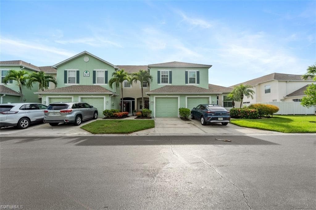 3637 Pine Oak CIR # 105, FORT MYERS FL 33916-36