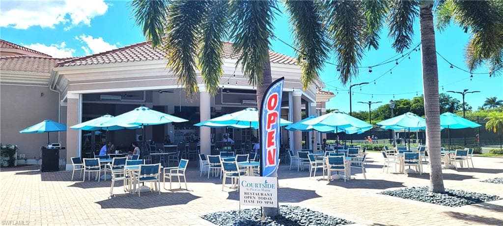 1867 Seville BLVD # 422, NAPLES FL 34109-20