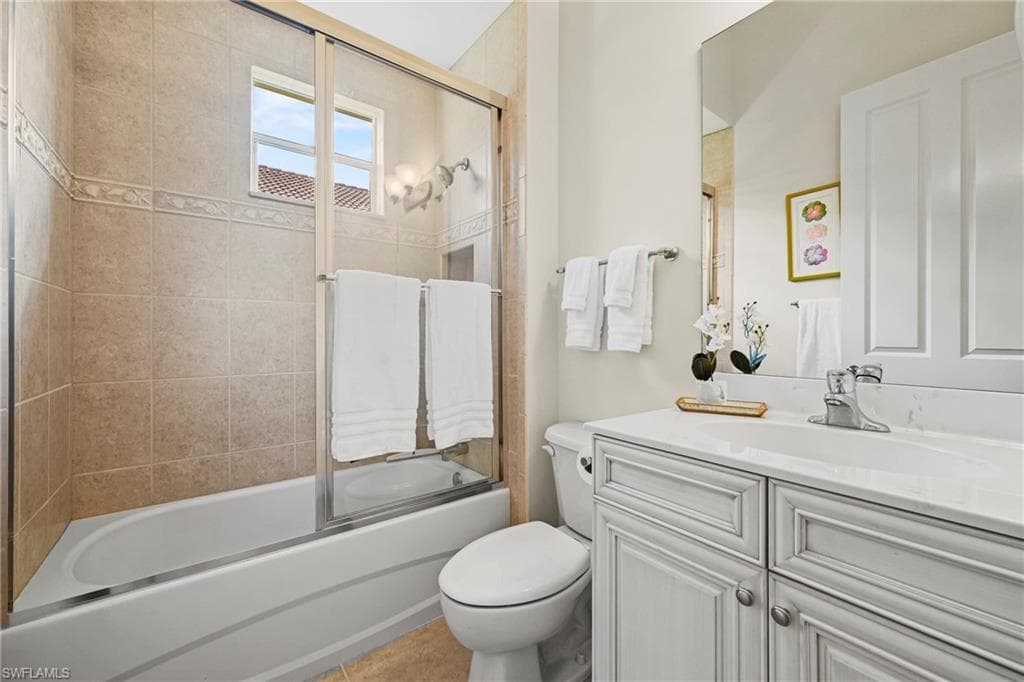 12592 Grandezza CIR, ESTERO FL 33928-21