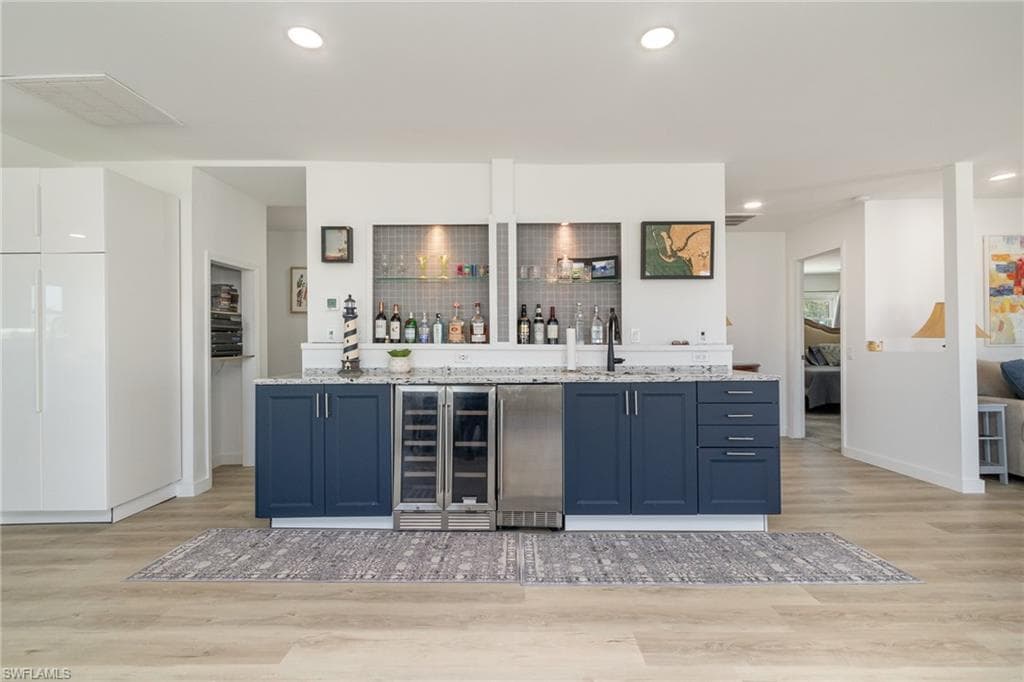 240 Driftwood LN, FORT MYERS BEACH FL 33931-11