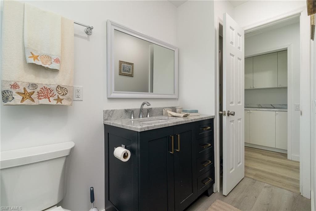 240 Driftwood LN, FORT MYERS BEACH FL 33931-21