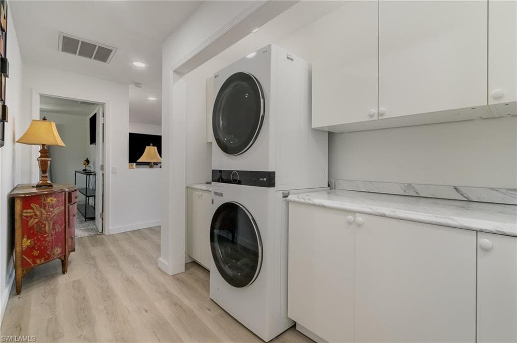 240 Driftwood LN, FORT MYERS BEACH FL 33931-23