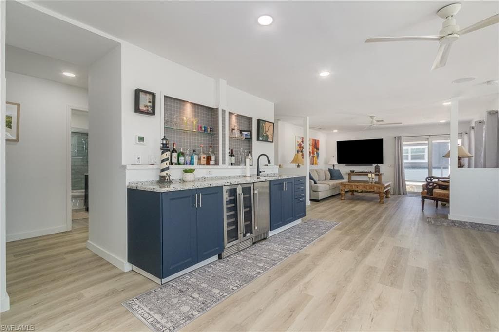 240 Driftwood LN, FORT MYERS BEACH FL 33931-13