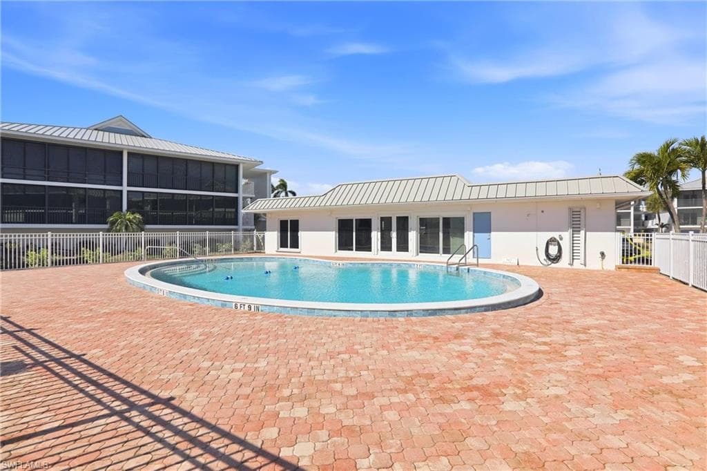 1341 Middle Gulf DR # 4C, SANIBEL FL 33957-32