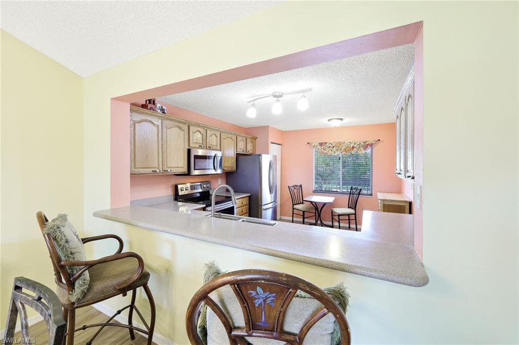 192 Furse Lakes CIR # H11, NAPLES FL 34104-9