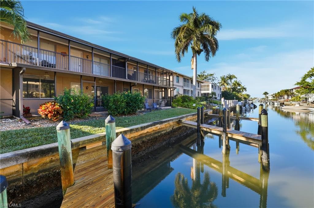 1519 Chesapeake AVE # 5, NAPLES FL 34102-1