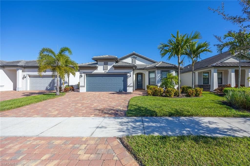 6767 Pennyroyal DR, NAPLES FL 34114-1