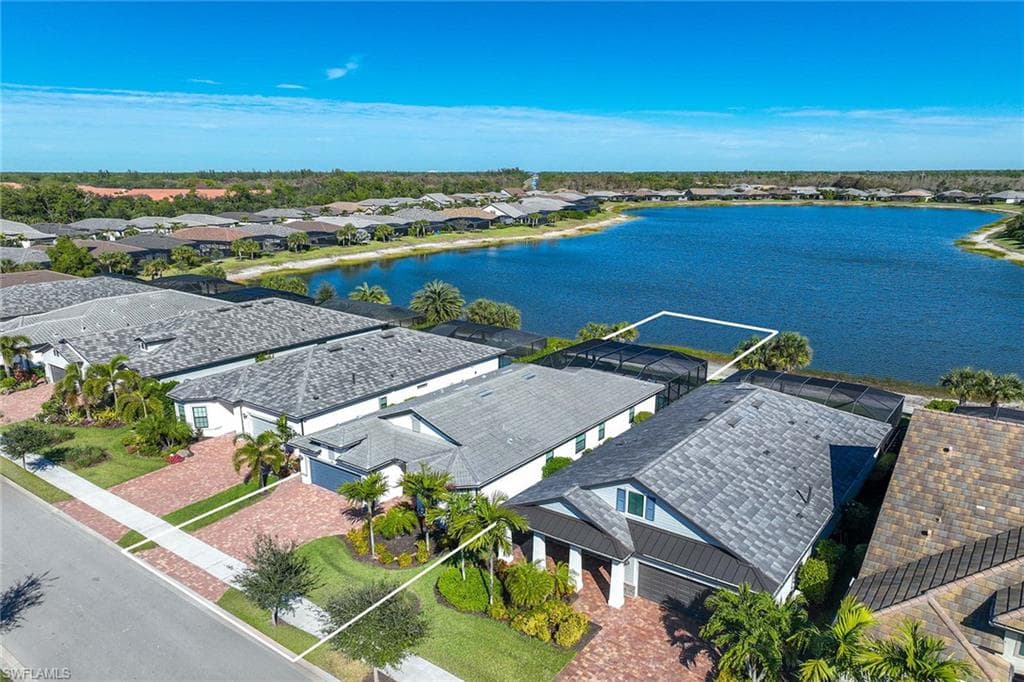 6767 Pennyroyal DR, NAPLES FL 34114-4