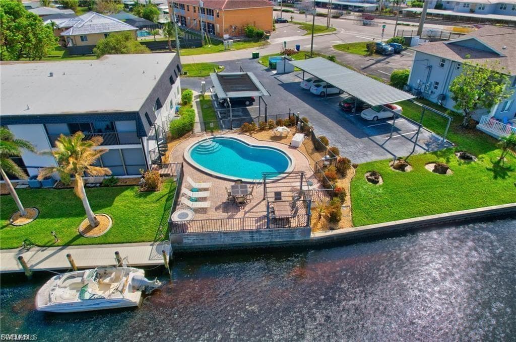 4722 SE 1st PL # 12, CAPE CORAL FL 33904-2
