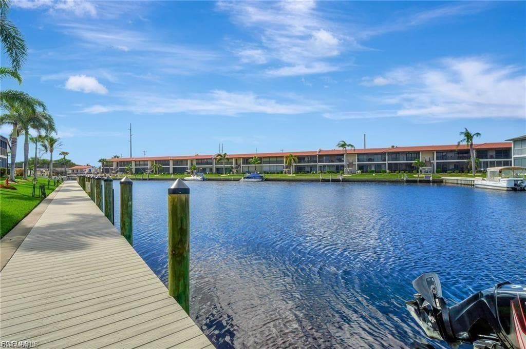 4722 SE 1st PL # 12, CAPE CORAL FL 33904-31